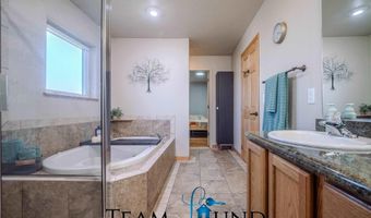 5102 Vista Way, Casper, WY 82601
