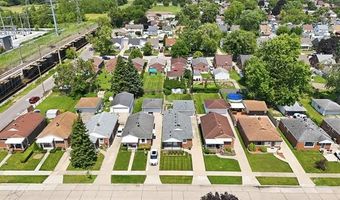 15924 Hanover Ave, Allen Park, MI 48101