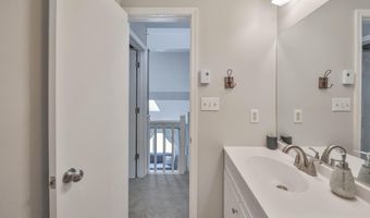 179 Chippewa Trl, Albrightsville, PA 18210