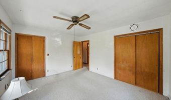 21 Hillside Ave, Andover, NJ 07801