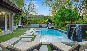 24 Panorama Crest Ave, Las Vegas, NV 89135
