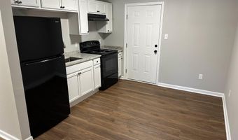 6 B Hiland Pl, Benton, AR 72015