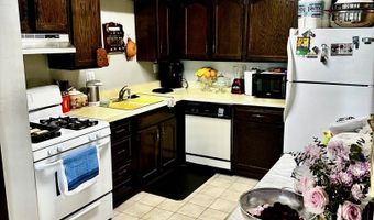 239 N MILL Rd 217, Addison, IL 60101