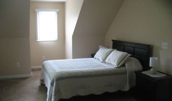 550 Egenolf Pl, Bayville, NJ 08721