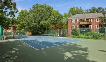 3013 S COLUMBUS St, Arlington, VA 22206