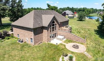 105 Lake Dr, Alton, IL 62002