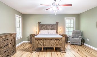 707 Alexander Dr, Aberdeen, NC 28315