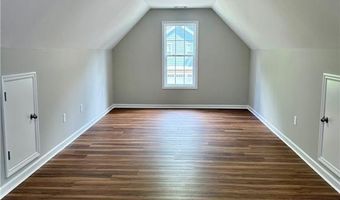205 Huntington Shoals Dr, Athens, GA 30606