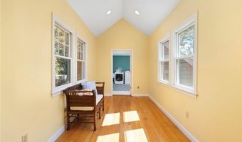 58 Dolphin Ave, Jamestown, RI 02835