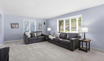 3501 N MORRISON St, Appleton, WI 54911