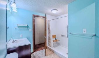 1727 N 10th St, Arkansas City, KS 67005