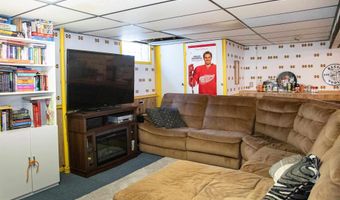 9706 Sterling Ave, Allen Park, MI 48101