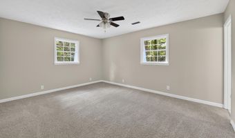 208 SHAMROCK Rd, Anniston, AL 36207