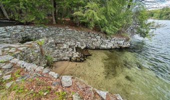 122 Pipers Pt, Alton, NH 03809