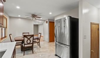 87 Imperial Dr, Amherst, NY 14226