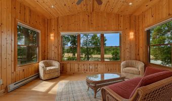 10604 Montgomery Ave NW, Annandale, MN 55302