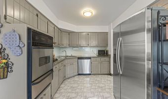 1219 N Itasca Rd, Addison, IL 60101