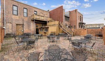 11 Benton Ave E, Albia, IA 52531