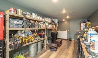 364 E 1600 Rd, Baldwin City, KS 66006