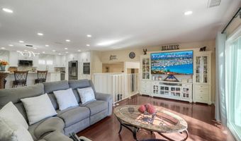 10629 Meadow Glen Way E, Escondido, CA 92026