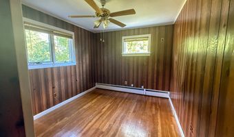 9 Meadow Brook Rd, Brookfield, CT 06804