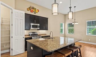 514 WINTERSIDE Dr, Apollo Beach, FL 33572
