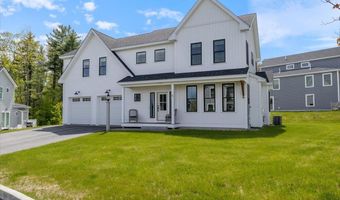 5 Cobblestone St, Falmouth, ME 04105