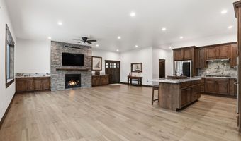 216 Mara Mdws, Athol, ID 83801