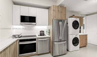 3300 NE 188th St 318, Aventura, FL 33180