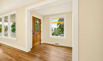 527 Chestnut St, Ashland, OR 97520