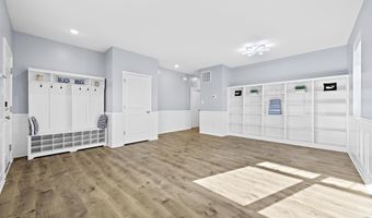 100 Fawcett Blvd, Barnegat, NJ 08005