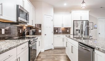 101 Bluegrass Ct, Aberdeen, NC 28315