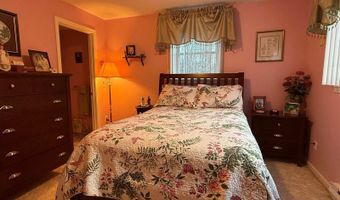 39 Albert Ave, Augusta, ME 04330