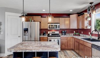 9035 Meadows Pointe Dr, Allendale, MI 49401