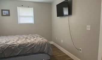 6007 Tyler St, Bay St. Louis, MS 39520