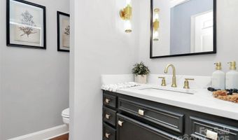 906 Colonial Dr, Albemarle, NC 28001