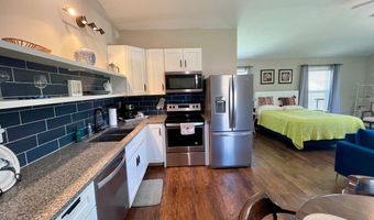 148 20th Ave, Apalachicola, FL 32320