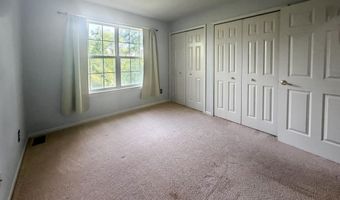 2820 Barclay Way, Ann Arbor, MI 48105