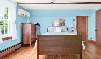 335 Eagle Peak Rd, Burrillville, RI 02859
