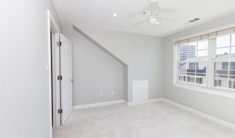 504- J N THOMAS St J, Arlington, VA 22203