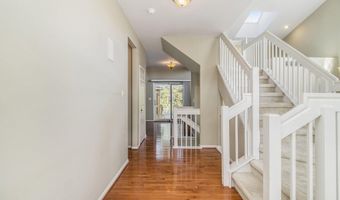 5974 Versailles Ave E, Ann Arbor, MI 48103