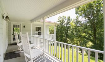 90 Taylor Ln, Alderson, WV 24910