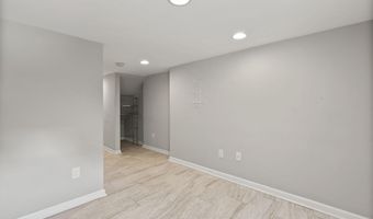 330 S CLINTON St, Baltimore, MD 21224