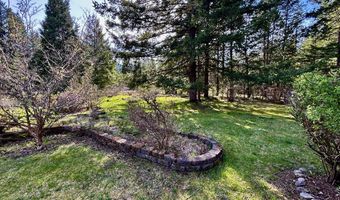 55433 MCKENZIE Hwy, Blue River, OR 97413