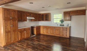 685 S 9th St, Batesville, AR 72501