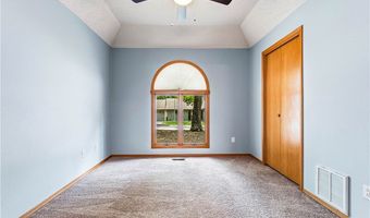 7 Cherhill Dr, Bella Vista, AR 72714