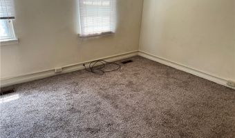 126 S 11th St, Airville, PA 15203