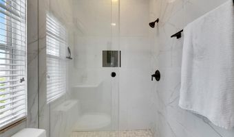 6512 SIMONE SHORES Cir, Apollo Beach, FL 33572