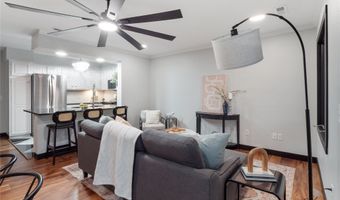 301 SE Delaware Ave 303, Ankeny, IA 50021