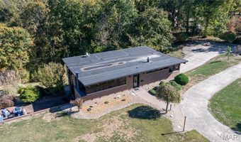 25 Logan Rd, Alton, IL 62002